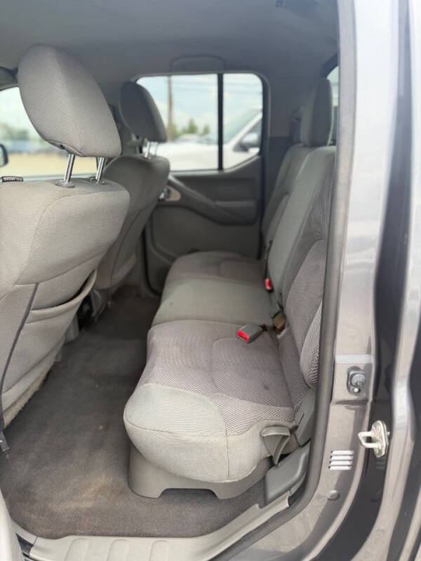2020 Nissan Frontier SV