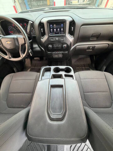 2021 Chevrolet Silverado 1500 Custom
