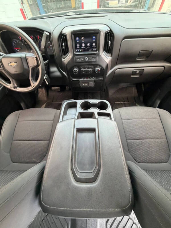 2021 Chevrolet Silverado 1500 Custom