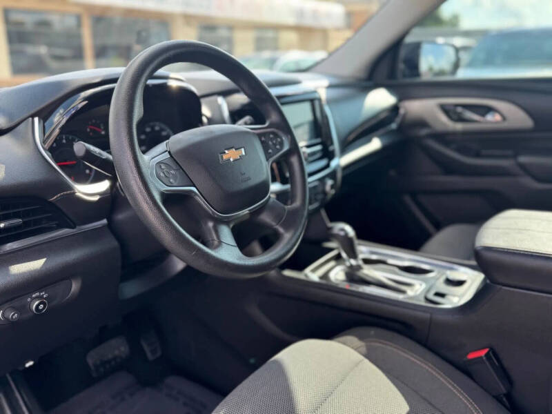 2018 Chevrolet Traverse LS