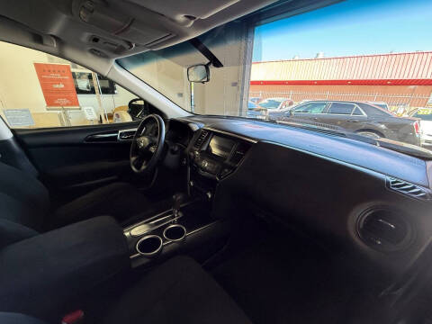 2016 Nissan Pathfinder S