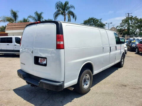 2017 Chevrolet Express 2500