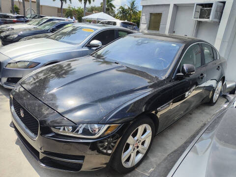 2017 Jaguar XE 25t Premium