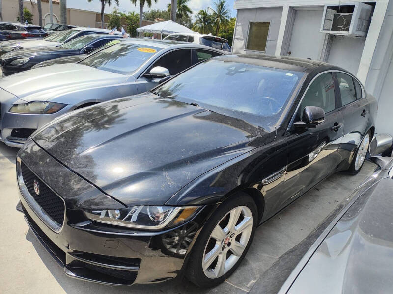 2017 Jaguar XE 25t Premium