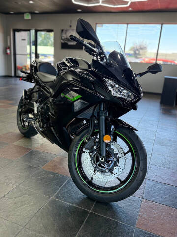 2025 Kawasaki Ninja 650