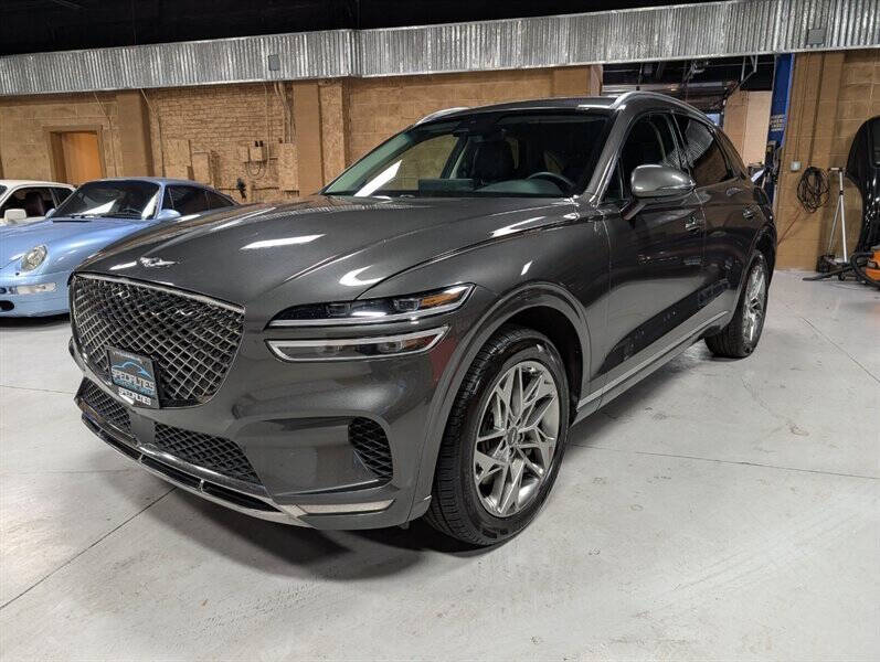 2025 Genesis GV70 2.5T Standard