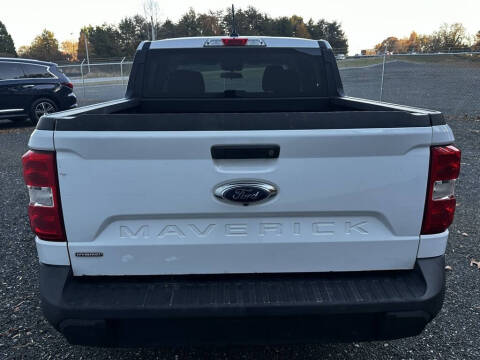 2022 Ford Maverick XL