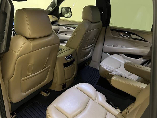 2020 Cadillac Escalade Platinum