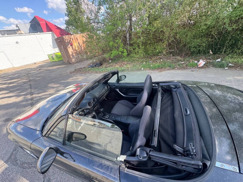 2002 Mazda MX-5 Miata