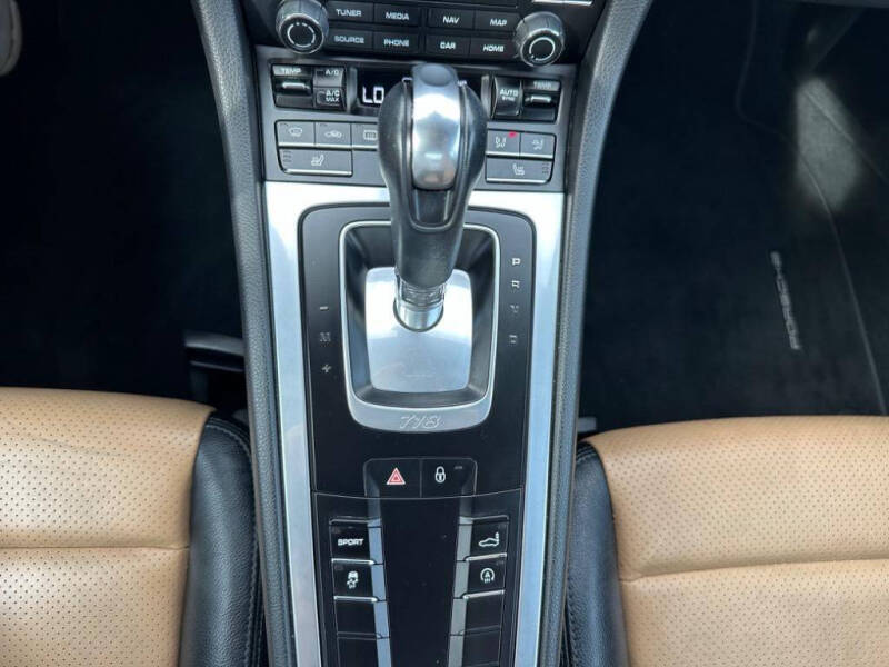 2018 Porsche 718 Cayman