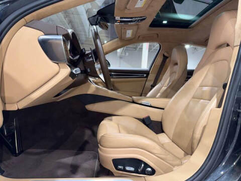 2017 Porsche Panamera Turbo