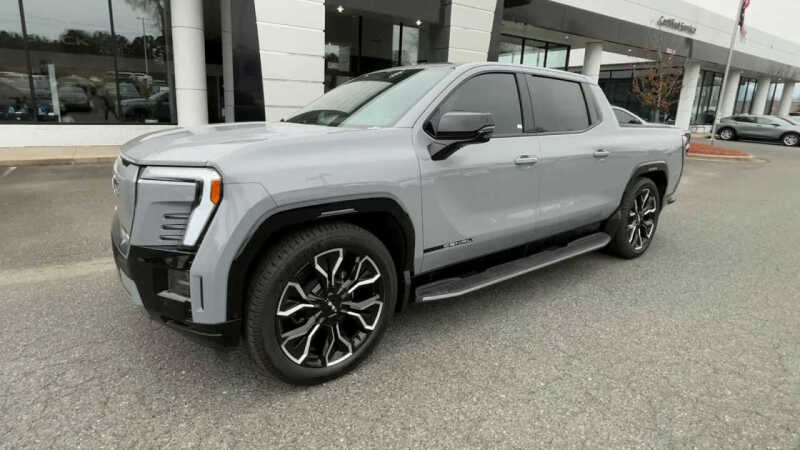 2025 GMC Sierra EV Denali
