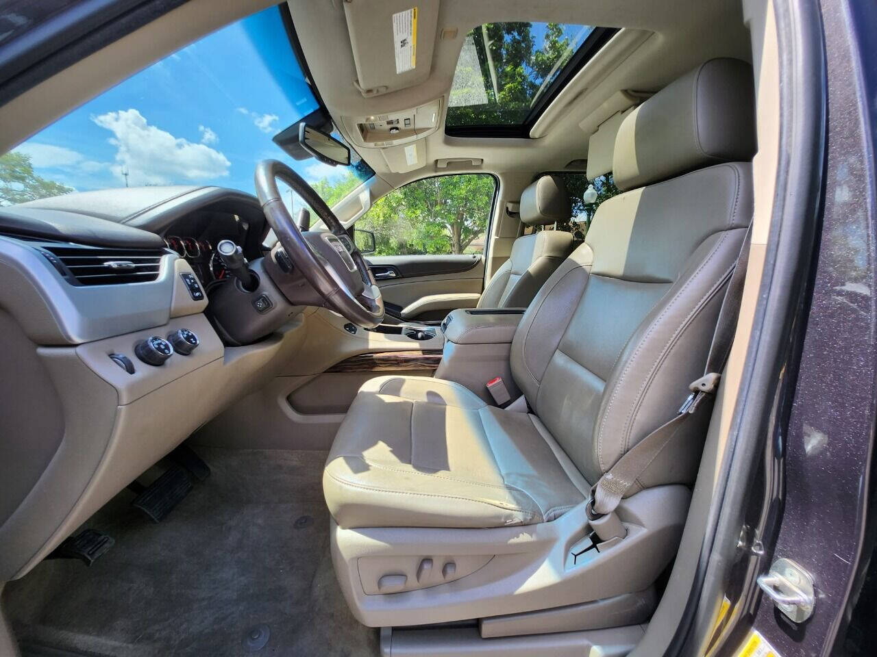 2015 GMC Yukon XL SUV / Crossover - $23,995