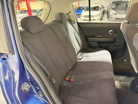 2008 Nissan Versa 1.8 S