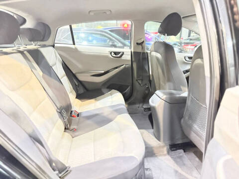 2017 Hyundai Ioniq Hybrid Blue