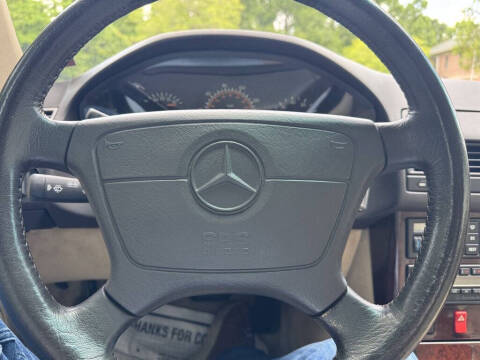 1993 Mercedes-Benz 300-Class 300 SL