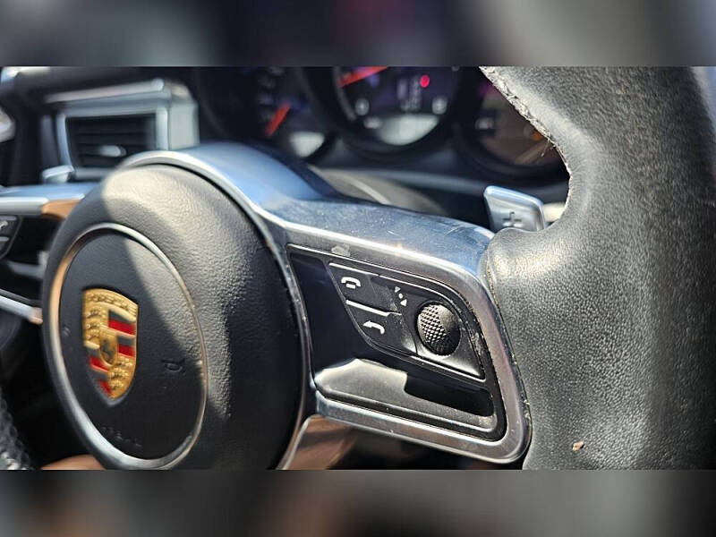 2016 Porsche Macan Turbo