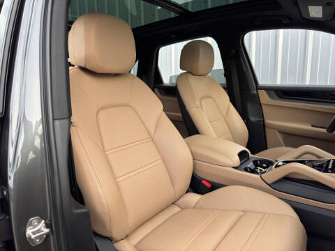 2024 Porsche Cayenne