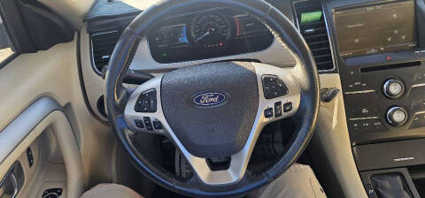 2013 Ford Taurus SEL