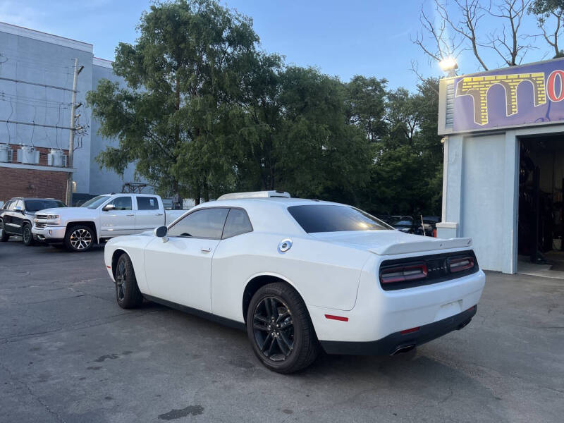 2019 Dodge Challenger SXT