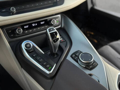 2015 BMW i8