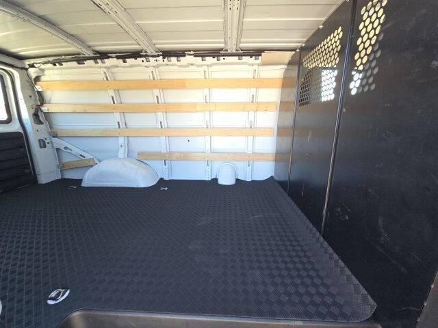 2024 GMC Savana 2500