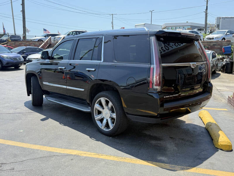 2015 Cadillac Escalade Luxury