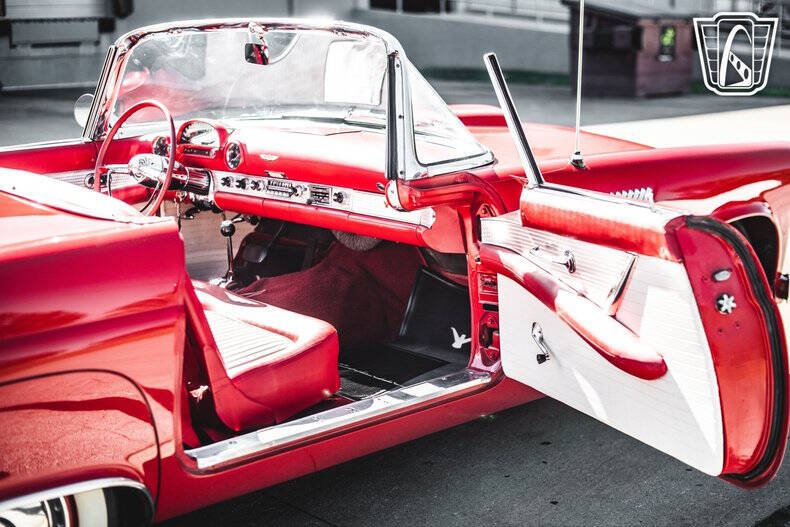 1955 Ford Thunderbird