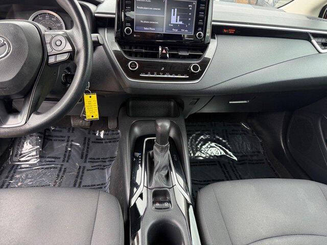 2022 Toyota Corolla LE