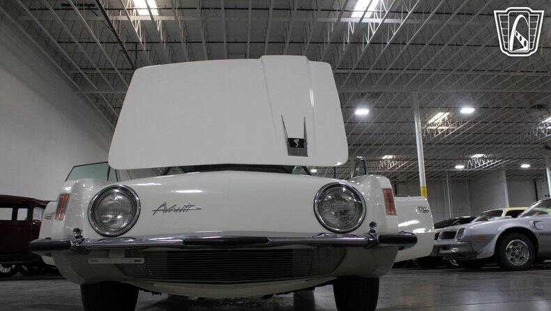1964 Studebaker Avanti