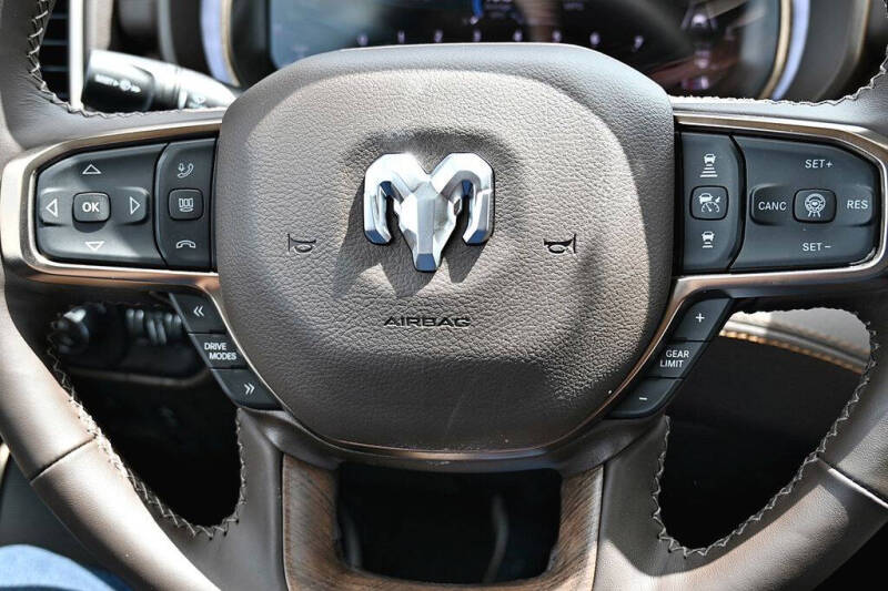 2025 RAM 1500 Limited