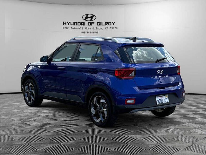 2022 Hyundai Venue SEL