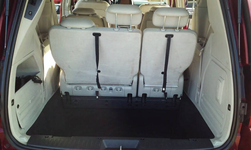 2010 Chrysler Town and Country Touring Plus