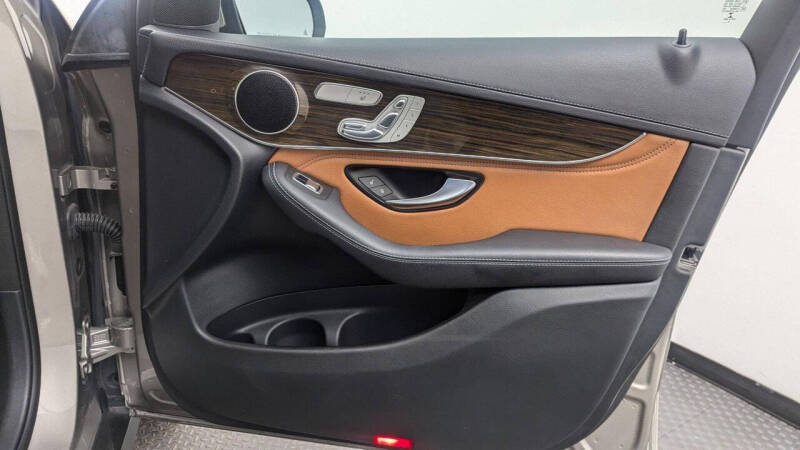 2019 Mercedes-Benz GLC GLC 300 4MATIC