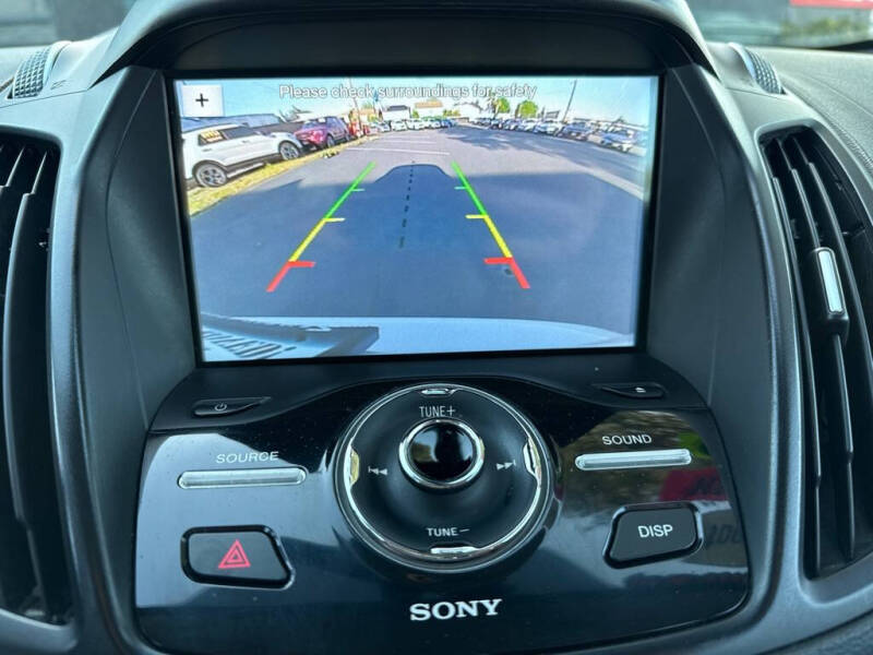2017 Ford C-MAX Energi Titanium