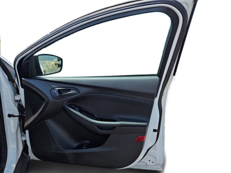2017 Ford Focus S
