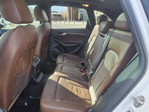 2016 Audi Q5 2.0T quattro Premium Plus