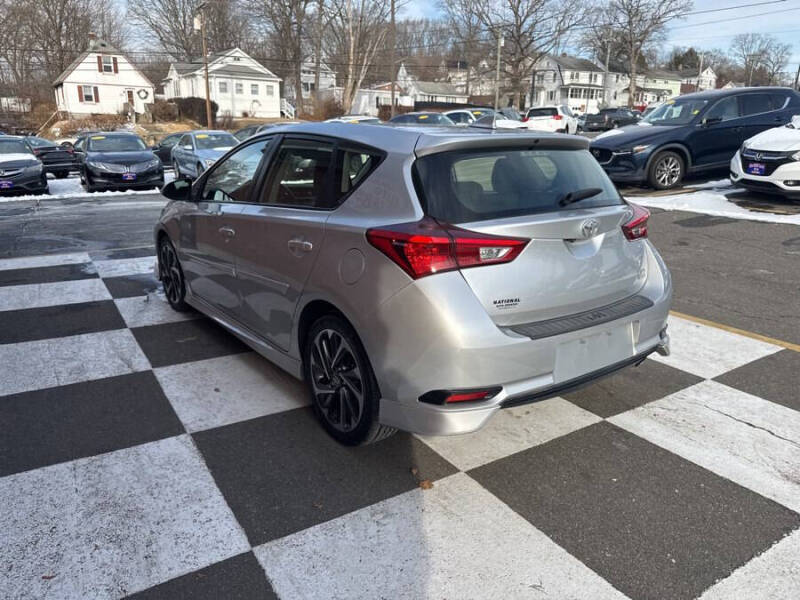 2017 Toyota Corolla iM