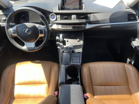 2013 Lexus CT 200h