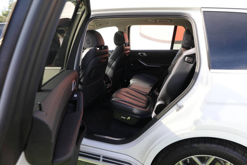 2021 BMW X7 xDrive40i