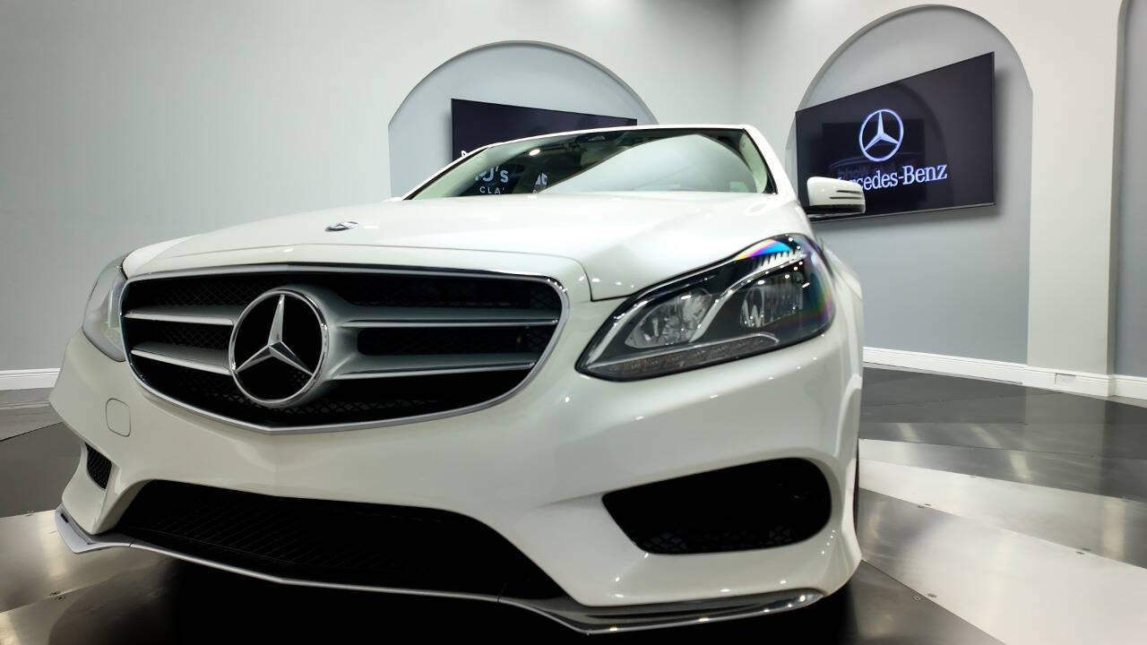 2015 Mercedes-Benz E-Class 16