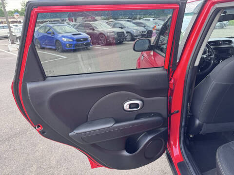 2015 Kia Soul +