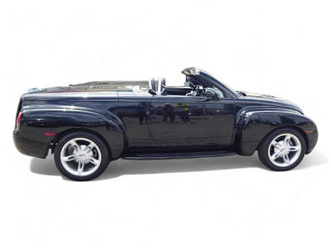 2004 Chevrolet SSR LS