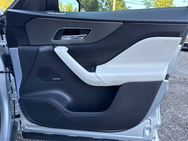 2017 Jaguar F-PACE S First Edition