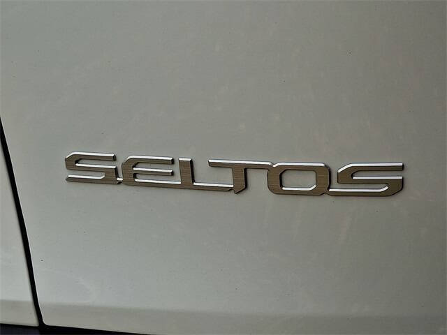 2025 Kia Seltos EX