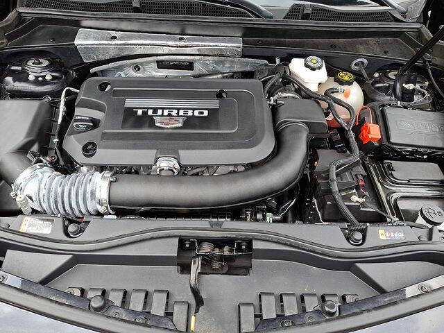 2023 Cadillac XT4 Premium Luxury