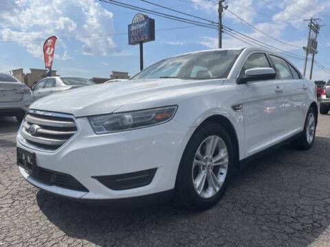 2015 Ford Taurus for sale at Instant Auto Sales in Chillicothe OH