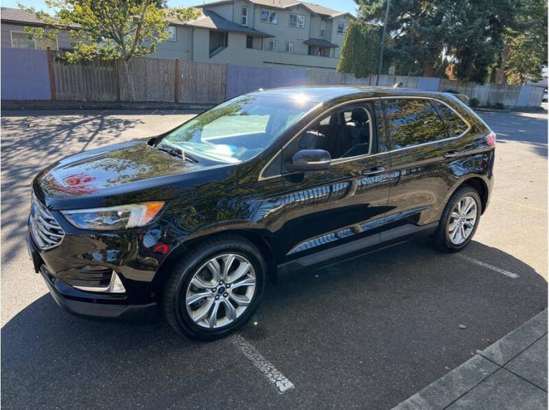2019 Ford Edge Titanium
