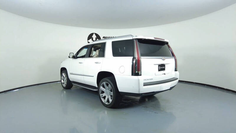 2018 Cadillac Escalade Luxury