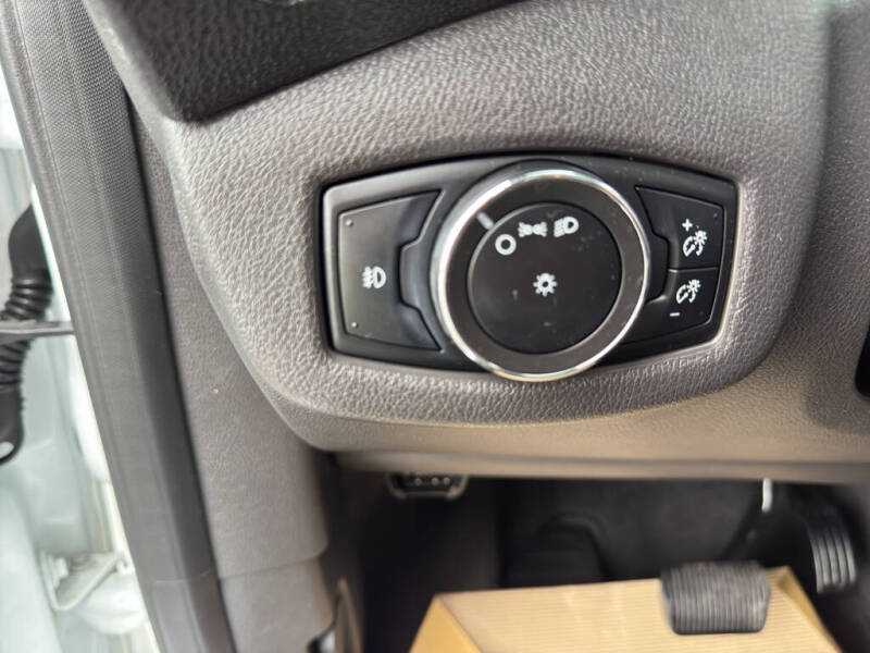 2015 Ford Transit Connect XLT